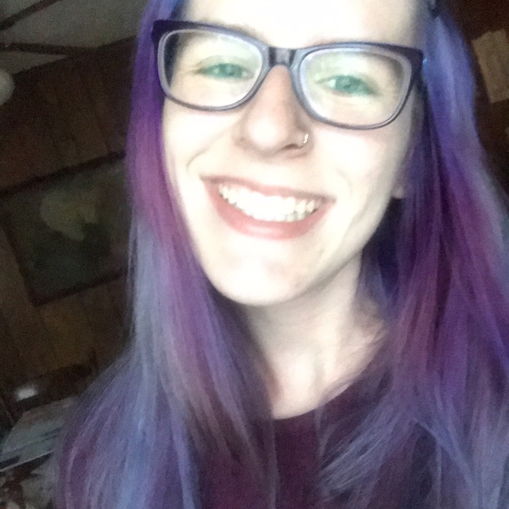 Meet your Posher, Hailey